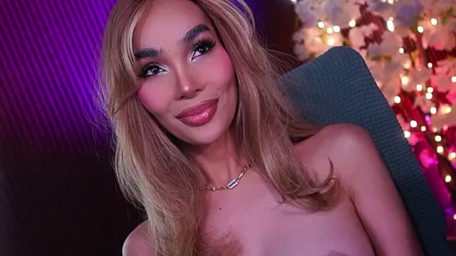 xxforyoureyesonlyxx webcam