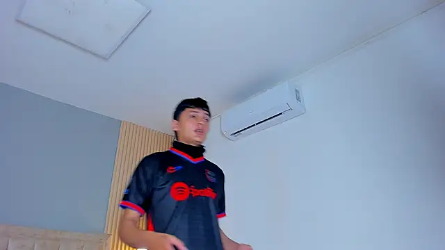 maxii18_ - Maxii18_'s free webcam - UK Sex Cams