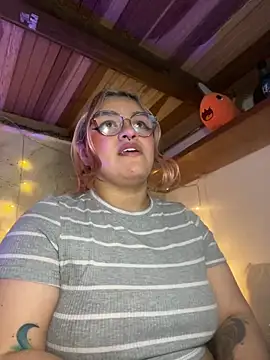 Sophia_Weest99 webcam