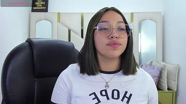 IsabellRodriguez18 webcam