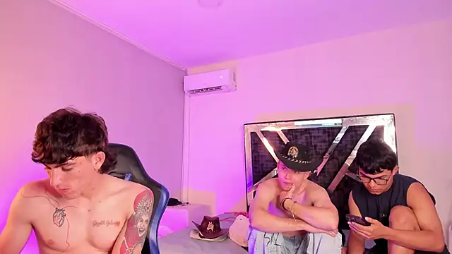 Handsomeboyss19 webcam