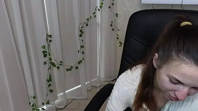 ulyanix - Ulyanix's free webcam - UK Sex Cams