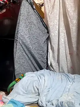 Webcam Model (LunaDrago)  is live.Free join now!