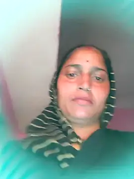 Webcam Model (Pooja_shre)  is live.Free join now!