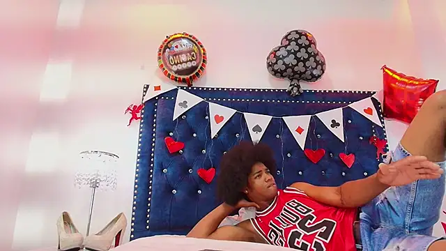 Cristal_and_luke webcam