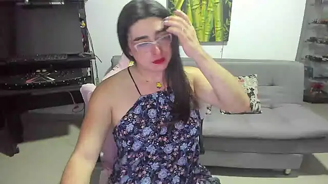 khalifa_gold (T milf) - Show Cock