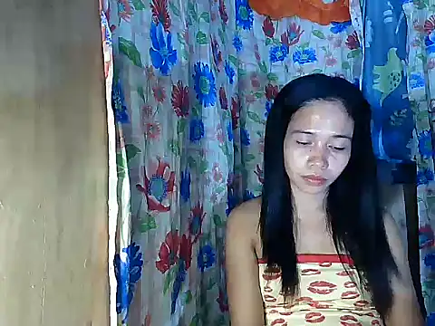 PinaySkinnyGirl webcam