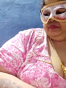 tamilthanushri webcam