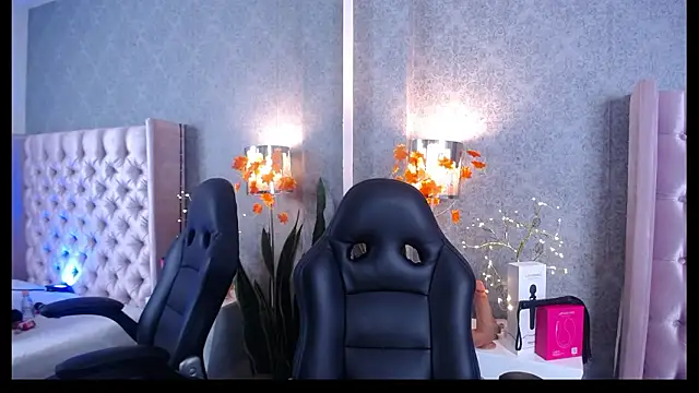 laila_stilwiills webcam