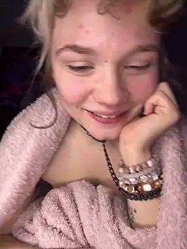 Cutiepiespanks webcam