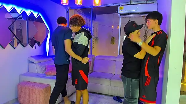 Houseofwarrios webcam