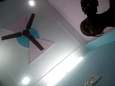 Webcam Model (Noor-09-)  is live.Free join now!