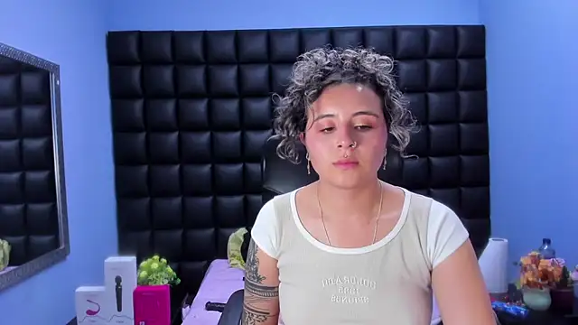 celeste_blue69 webcam