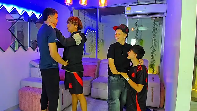 Houseofwarrios webcam