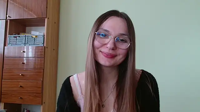 LooveELLYx webcam