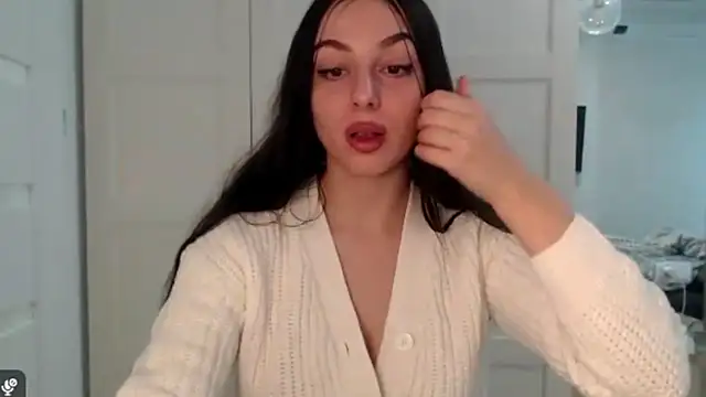 courtneyPerfect — make your goddess very happy x