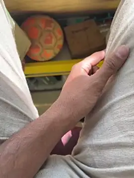 Proper_patalo7 webcam