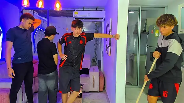 houseofwarrios - Houseofwarrios's free webcam