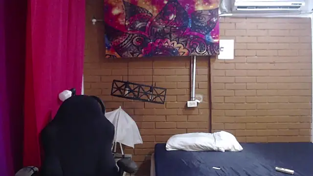 JackyHotBlack webcam