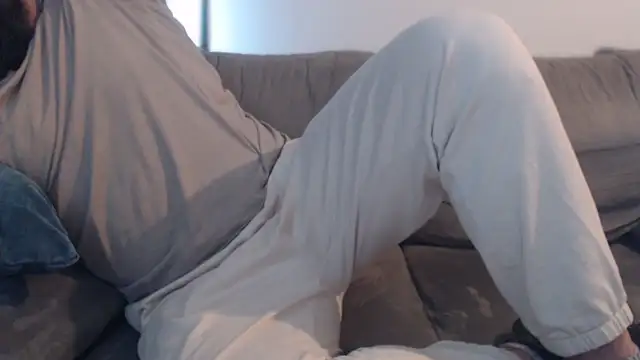 hugemachohandsome webcam