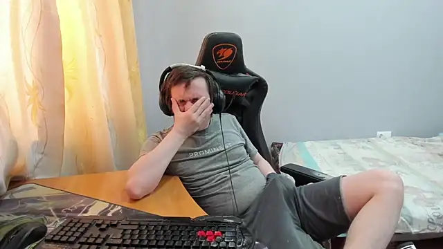 iliaskrislove webcam