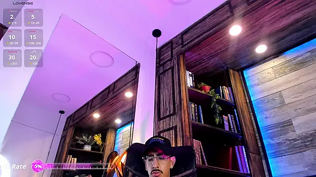 Donovan_Desmond webcam