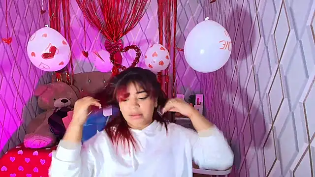 NicolleTaylor webcam