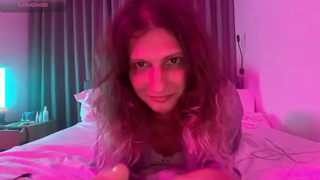 AlicePinkhead webcam