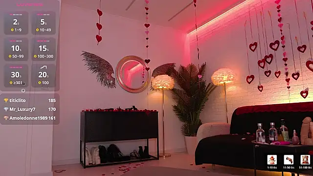 AnnastasiaJune webcam