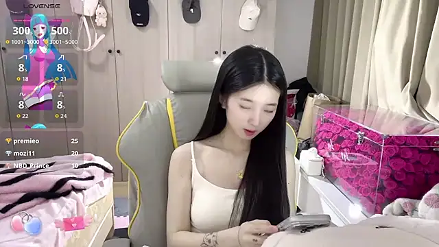 美女OiOi-666在线直播