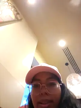 SheenaBrooke from StripChat is Freechat