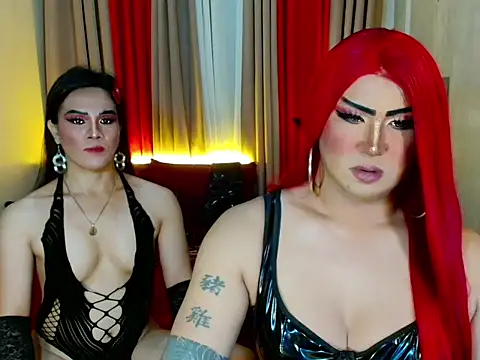 Incredible_Shemale webcam