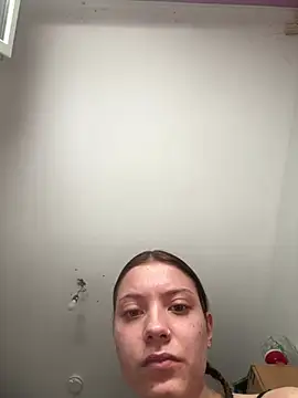 Webcam Model (SofieKayla)  is live.Free join now!