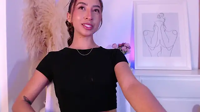 Amonetx from StripChat is Freechat