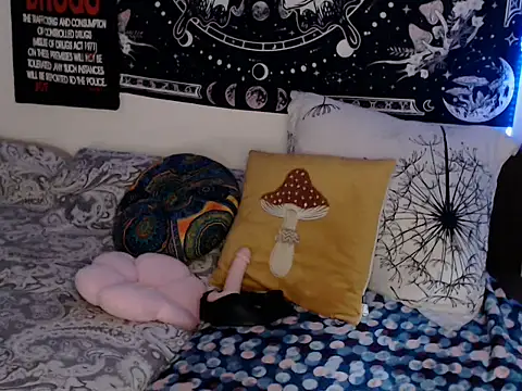 AlienforTwenty webcam