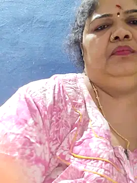 tamilthanushri webcam