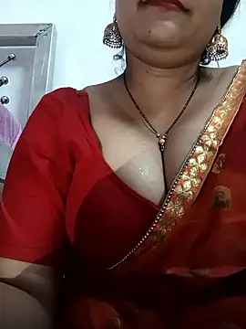 Webcam Model (Nyra-23)  is live.Free join now!