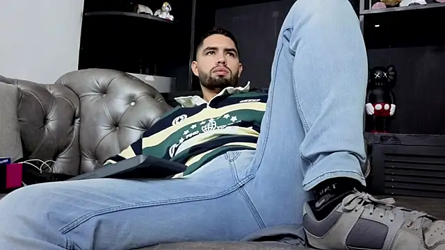 matteosantos (M young) - good trip to venezuela