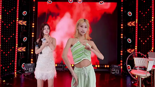 美女cdyyds003在线直播