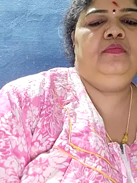 tamilthanushri webcam