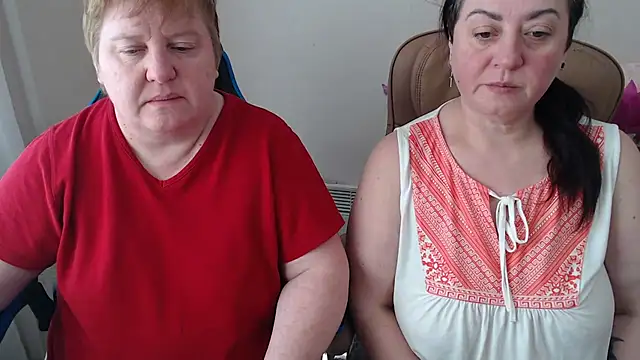 Bertie_Adeline webcam