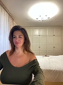 dina0908 (F milf) - doggy style