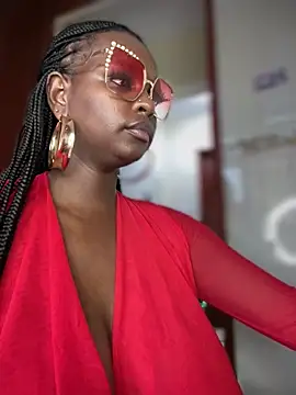 Webcam Model (ScarletMuseX)  is live.Free join now!