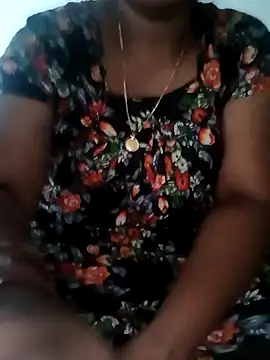 MaaliiiPonuTamil webcam