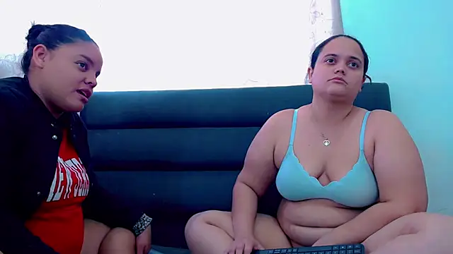 brunnette_hot webcam