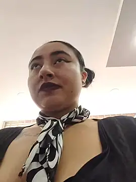 _Sarah-Office1 webcam