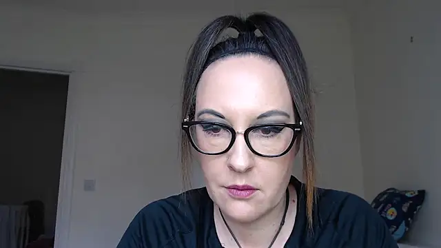 Humiliatrixxxx from StripChat is Freechat