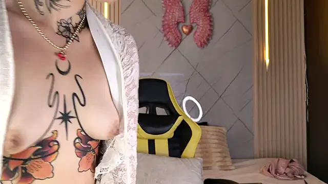 Lilith_Ink99 webcam