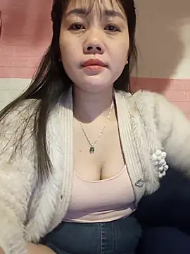 Ngocmai_lazdy webcam