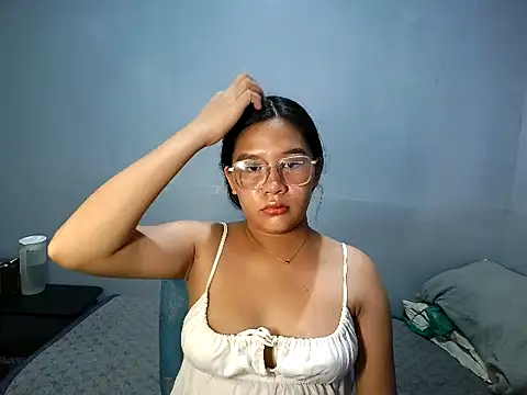 lovely_reb - Lovely_reb's free webcam - UK Sex Cams